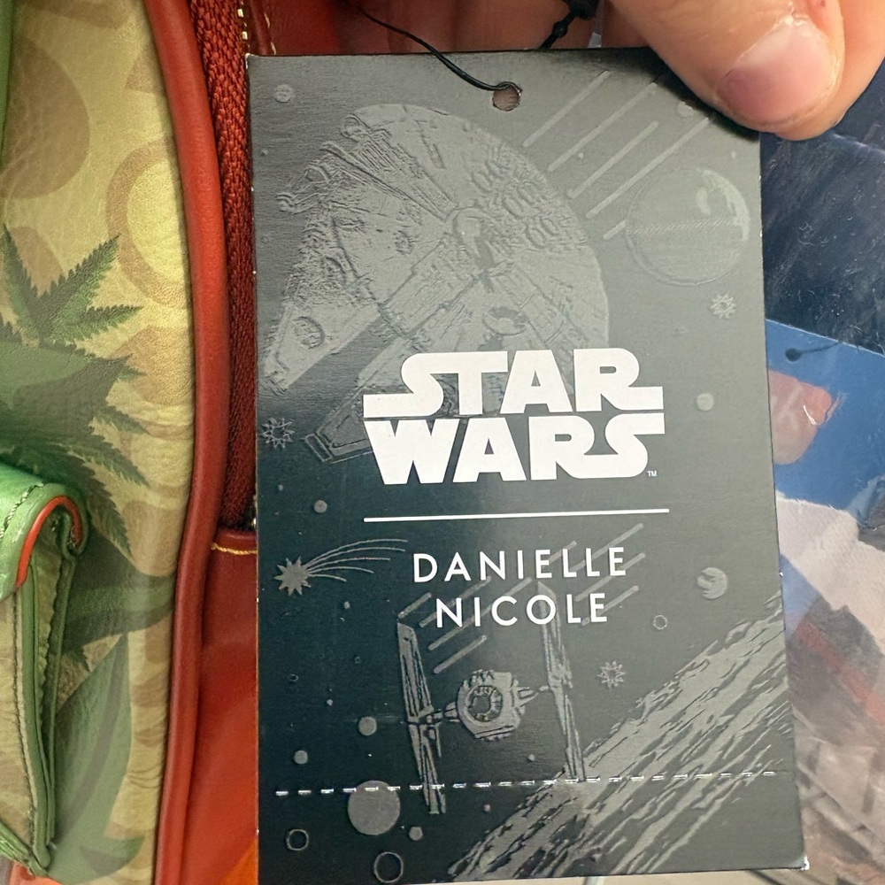 Disney ewok star wars danielle nicole bag - Picture 3 of 3